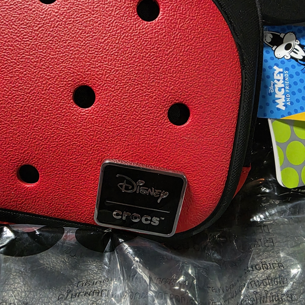 Disney X Crocs Mickey  Belt Bag in Red and Black NWT - Picture 3 of 16
